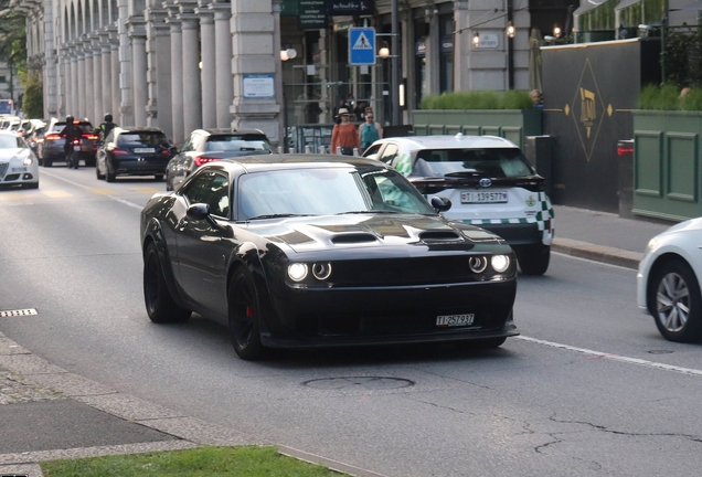 Dodge Challenger SRT Hellcat Widebody