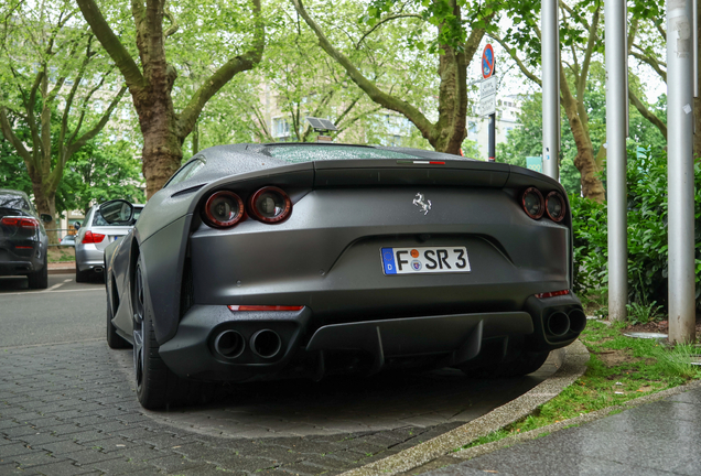 Ferrari 812 Superfast