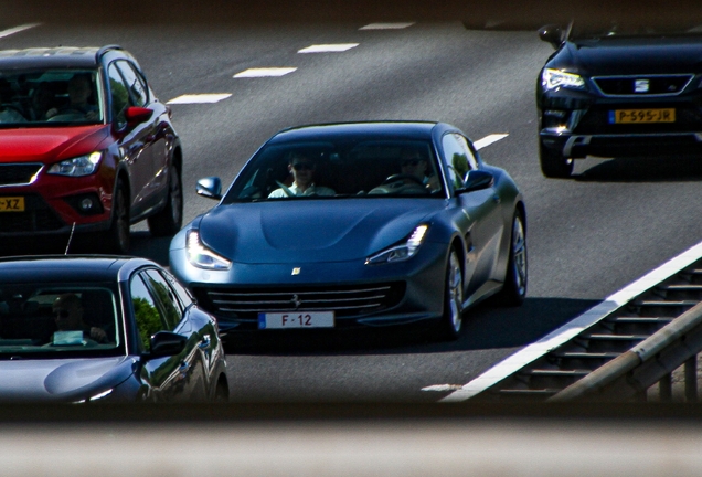 Ferrari GTC4Lusso