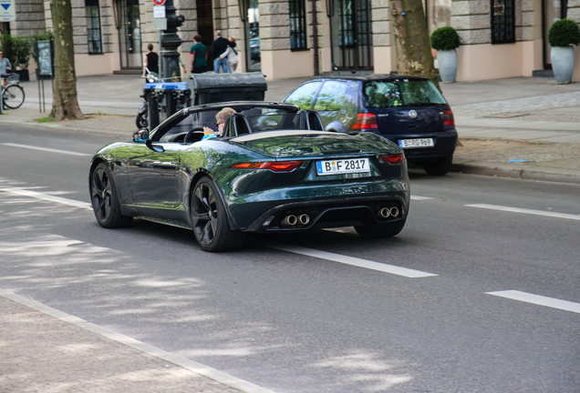 Jaguar F-TYPE P450 75 Convertible