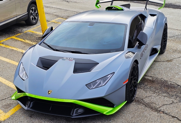 Lamborghini Huracán LP640-2 STO