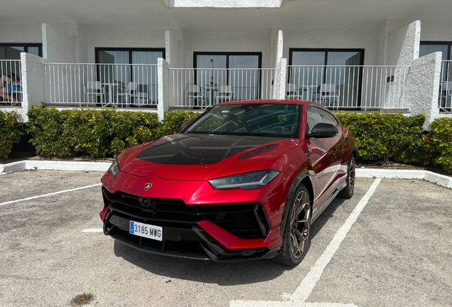 Lamborghini Urus Performante