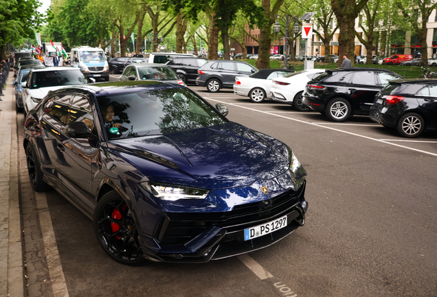Lamborghini Urus Performante