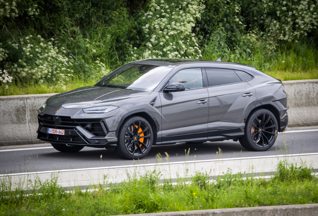 Lamborghini Urus S