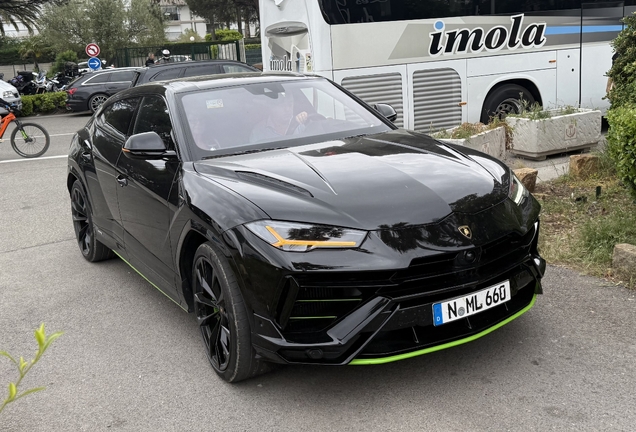 Lamborghini Urus S