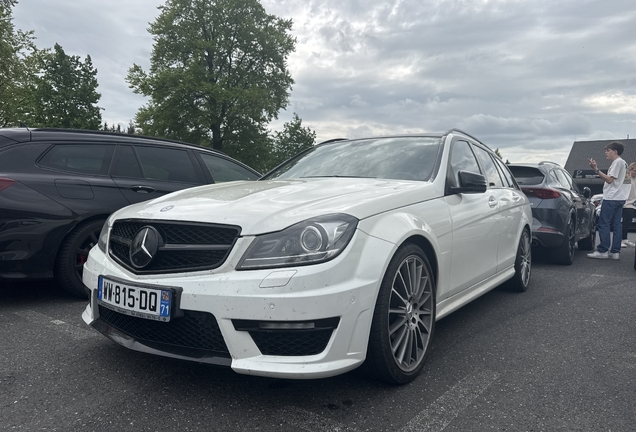 Mercedes-Benz C 63 AMG Estate 2012