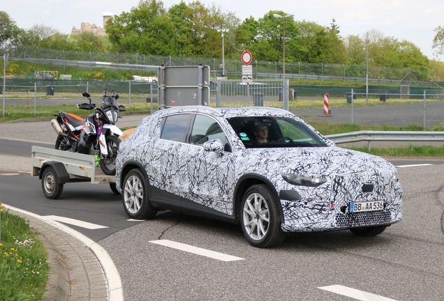 Mercedes-Benz EQC SUV 2025