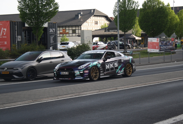 Nissan GT-R 2017