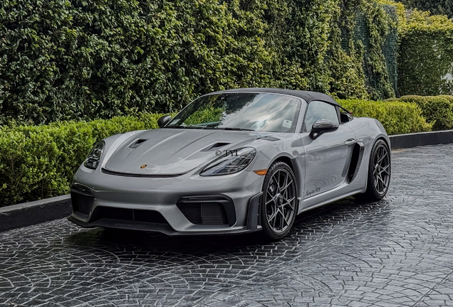 Porsche 718 Spyder RS