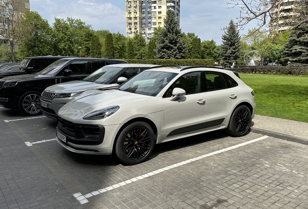Porsche 95B Macan GTS MkIII