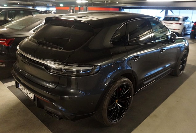 Porsche 95B Macan GTS MkIII