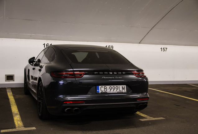 Porsche 971 Panamera Turbo
