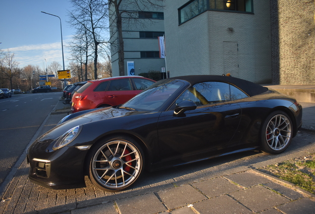 Porsche 991 Carrera 4 GTS Cabriolet MkII