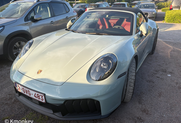 Porsche 992 Carrera 4 GTS Cabriolet MkII