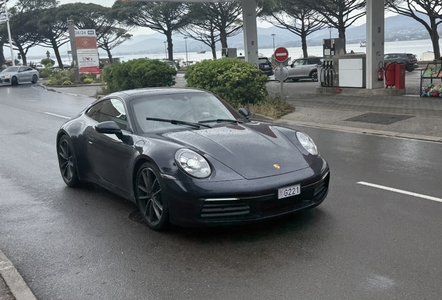 Porsche 992 Carrera 4S