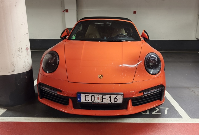 Porsche 992 Turbo Cabriolet
