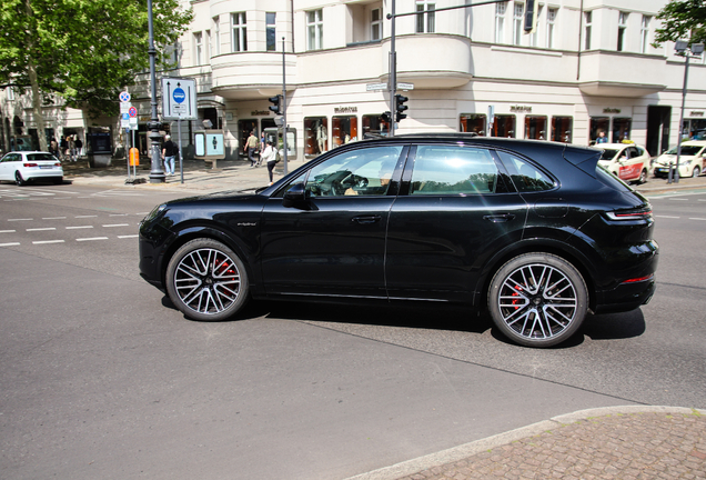 Porsche 9YA Cayenne Turbo E-Hybrid