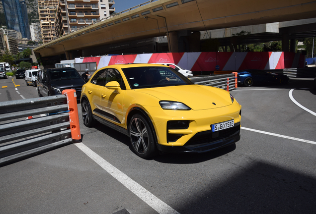 Porsche Macan EV Turbo