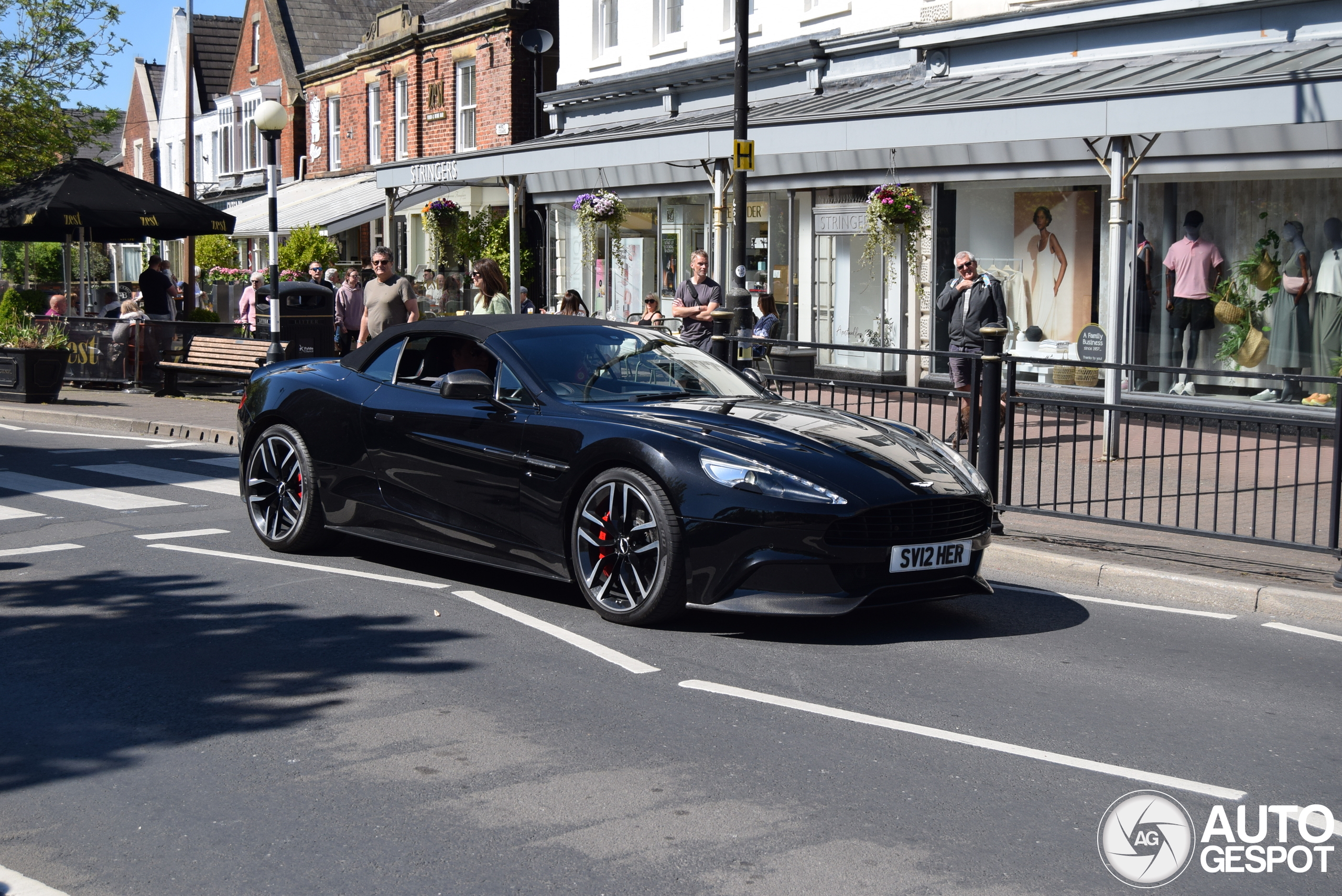 Aston Martin Vanquish Volante