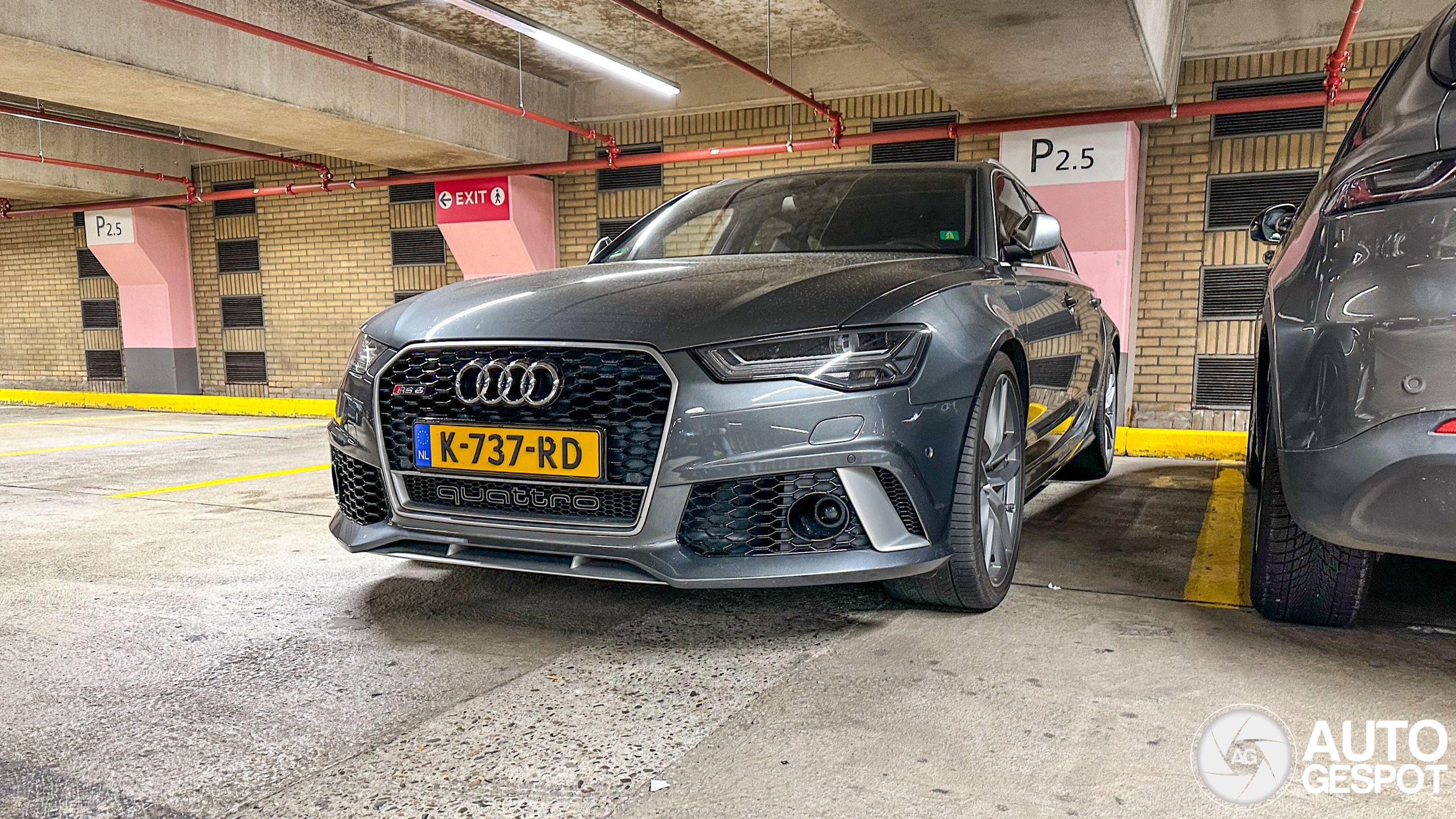 Audi RS6 Avant C7 2015