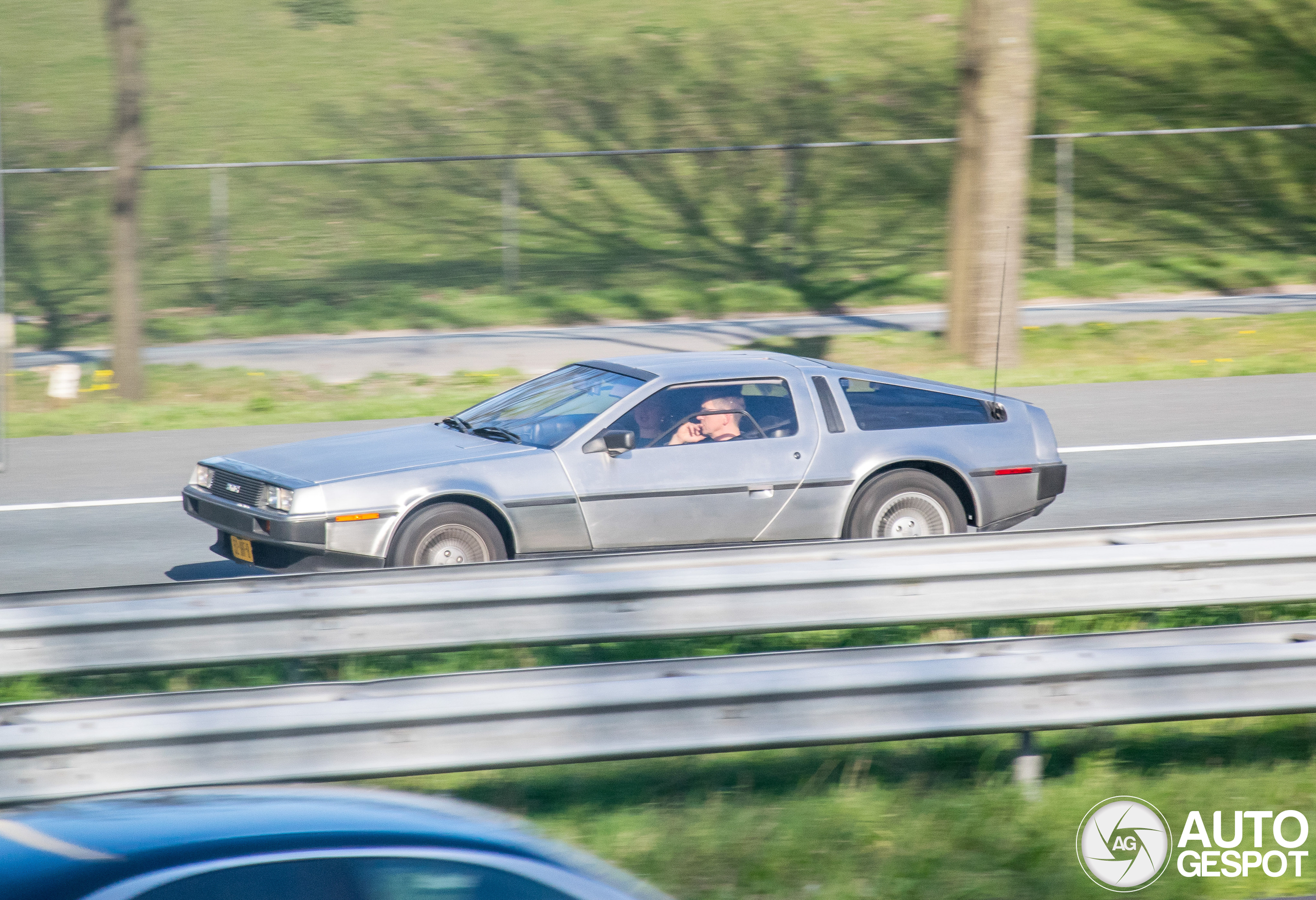 DeLorean DMC-12