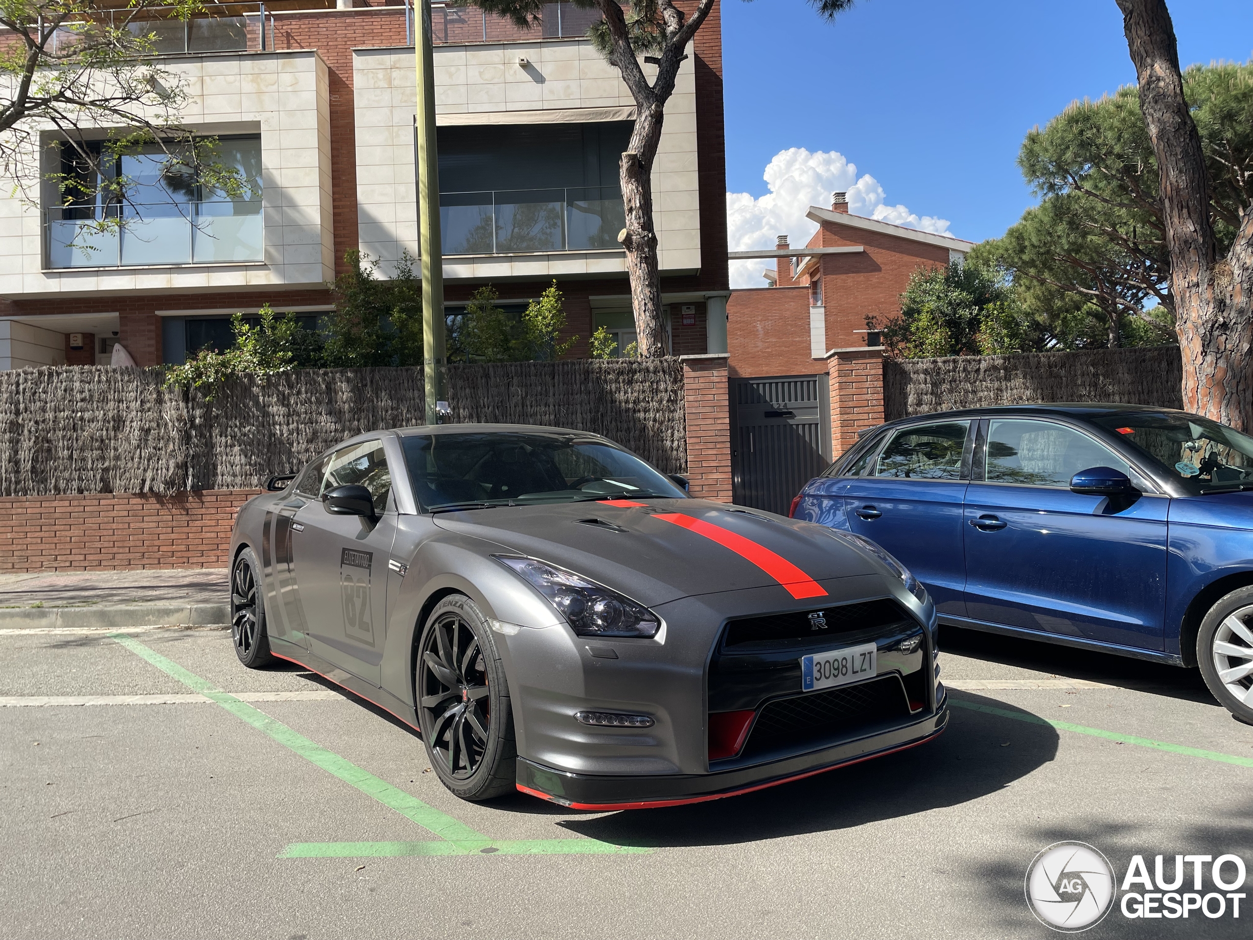 Nissan GT-R 2012