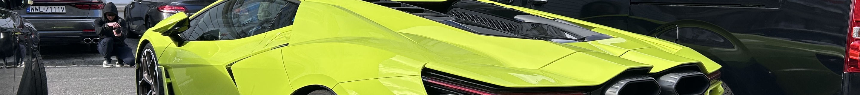 Lamborghini Revuelto