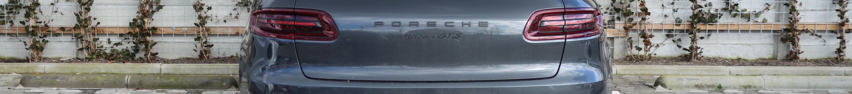 Porsche 95B Macan GTS