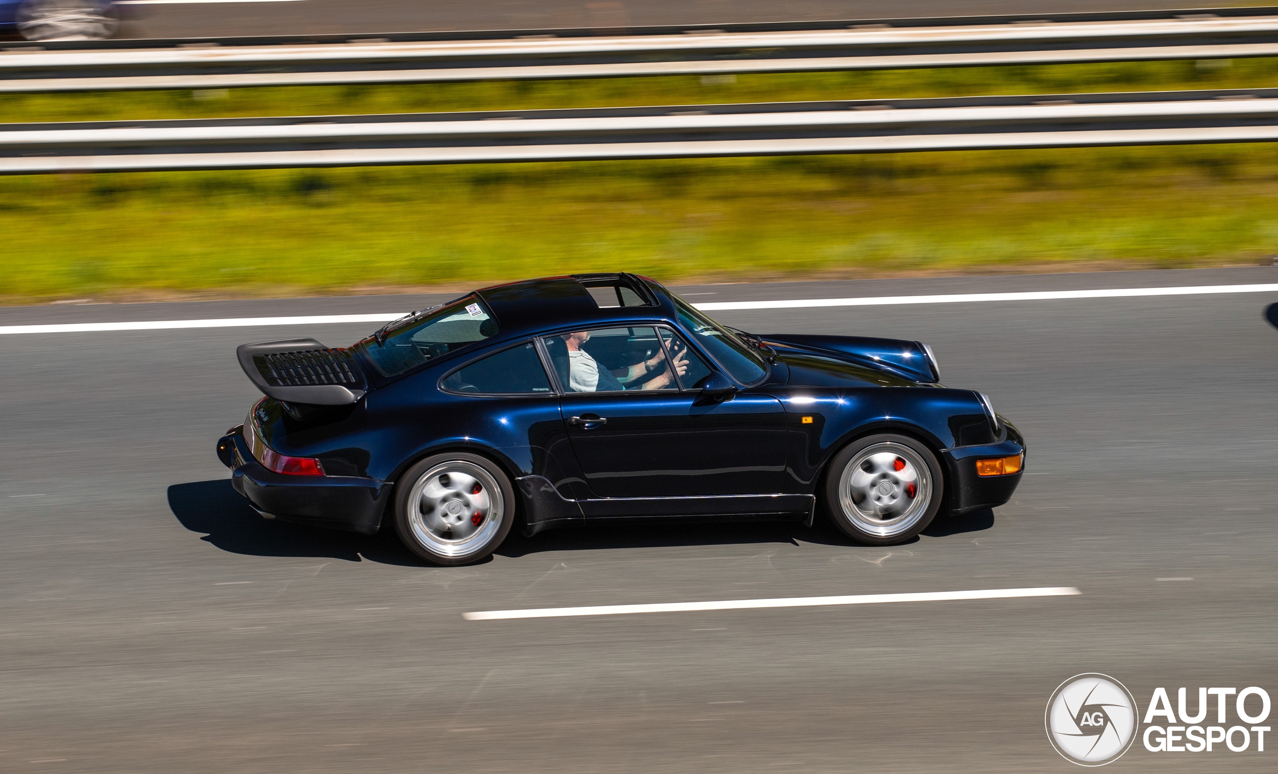 Porsche 964 Turbo S 3.6