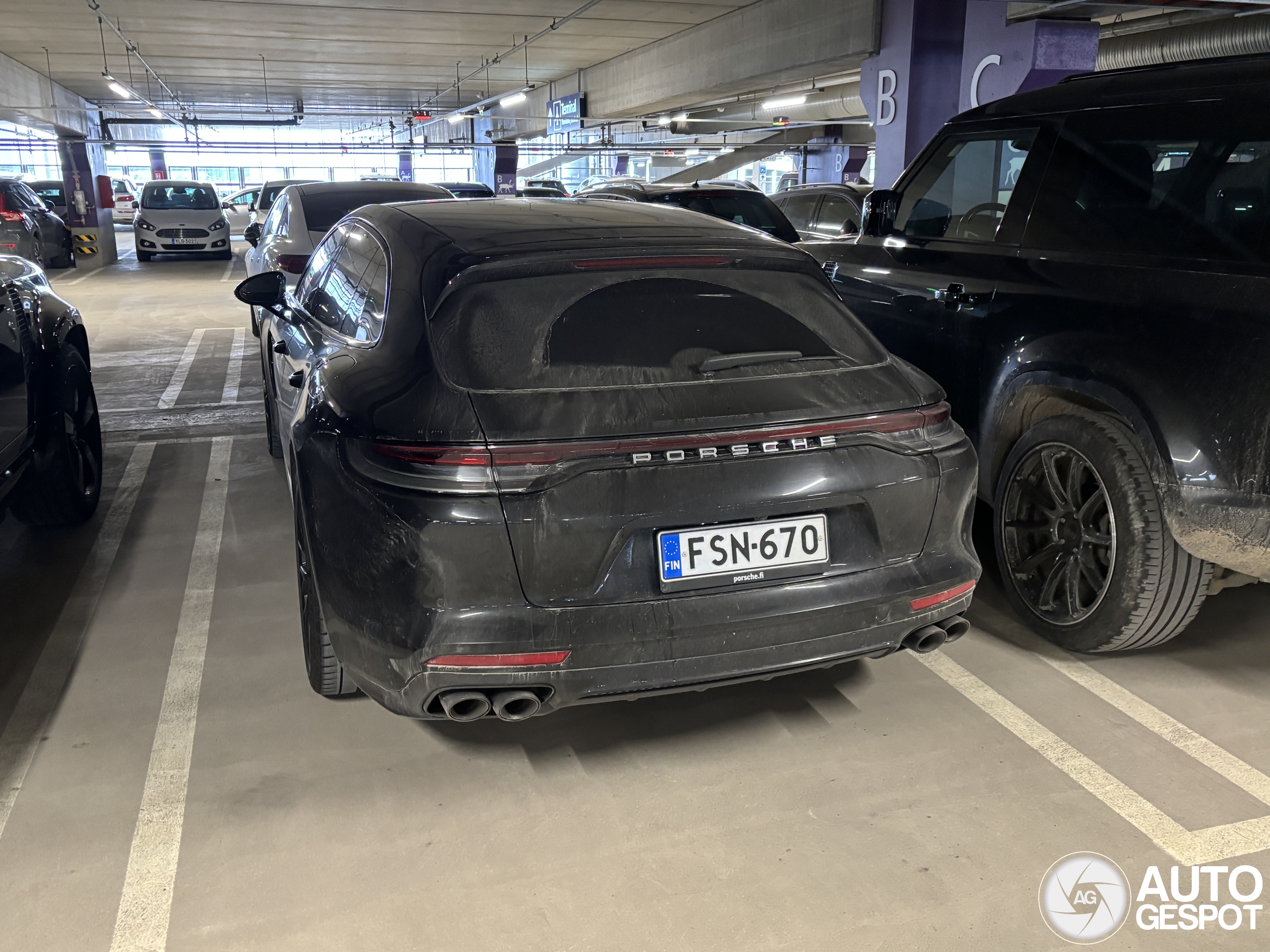 Porsche 971 Panamera Turbo S E-Hybrid Sport Turismo MkII