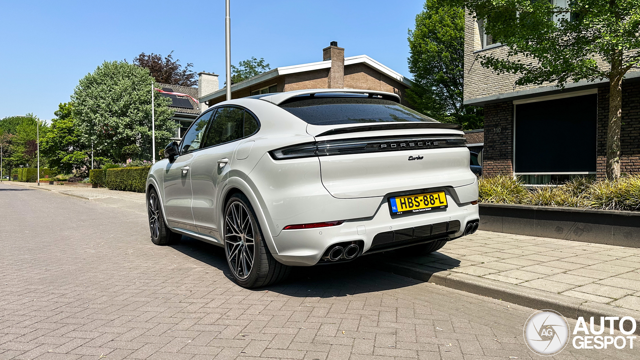Porsche Cayenne Coupé Turbo E-Hybrid