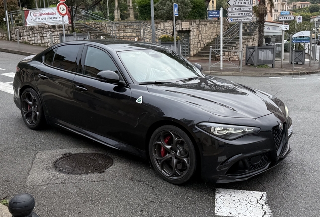 Alfa Romeo Giulia Quadrifoglio 2023