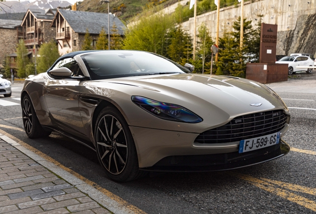 Aston Martin DB11 V8 Volante