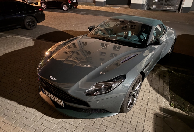 Aston Martin DB11 V8 Volante Classic Driver Edition
