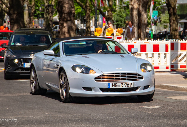 Aston Martin DB9 Volante