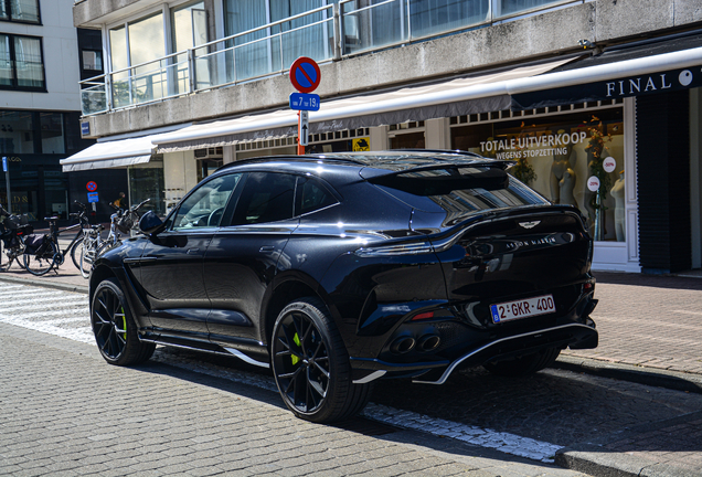 Aston Martin DBX707