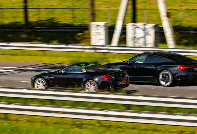 Aston Martin V8 Vantage Roadster