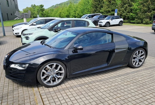 Audi R8 V10