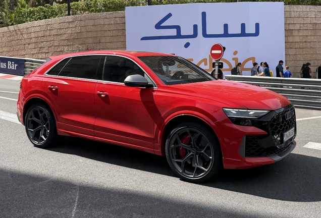 Audi RS Q8 2024