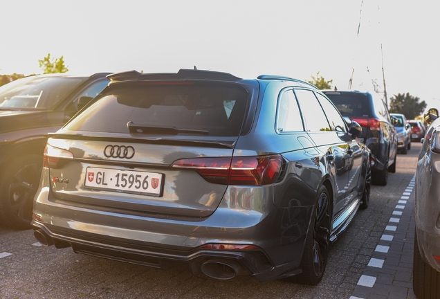 Audi RS4 Avant B9 2020 Urban