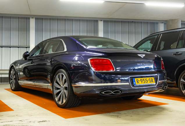 Bentley Flying Spur Hybrid