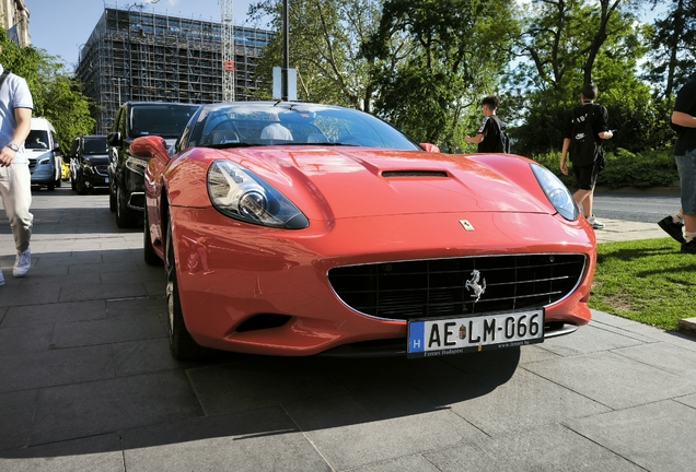 Ferrari California