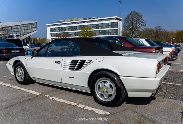 Ferrari Mondial 3.2 Cabriolet