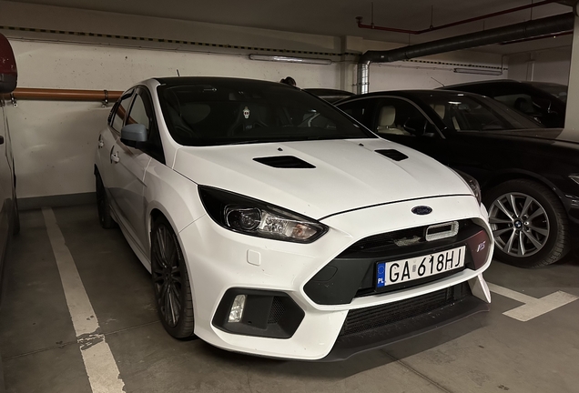 Ford Focus RS MkIII Flow Designs