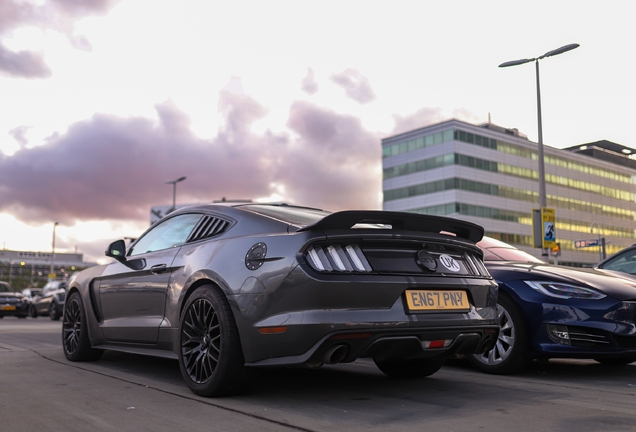 Ford Mustang GT 2015