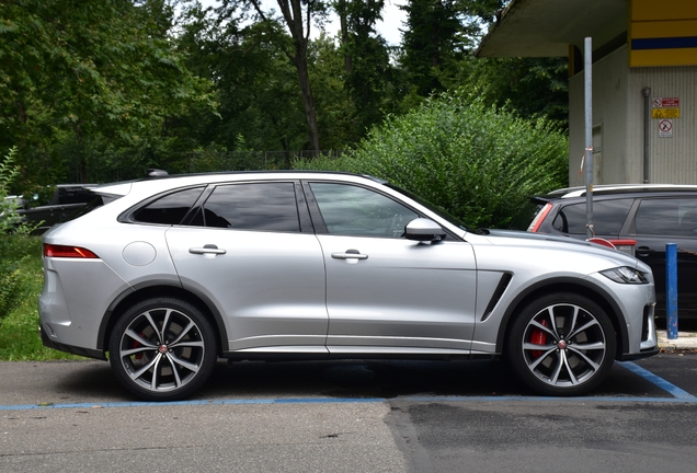 Jaguar F-PACE SVR