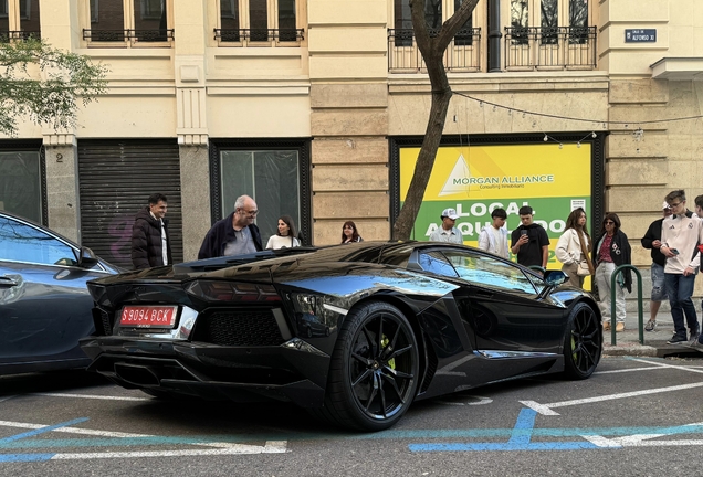 Lamborghini Aventador LP700-4