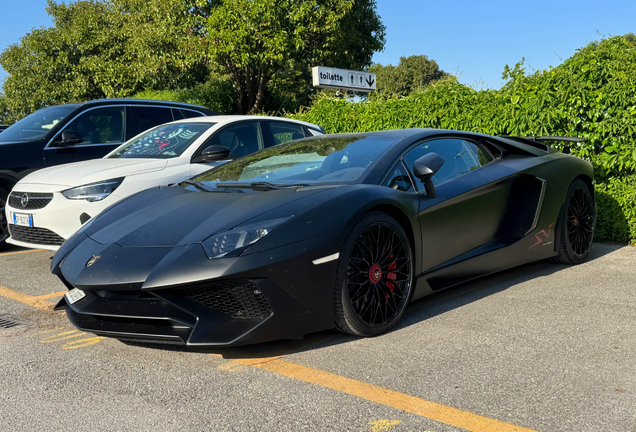 Lamborghini Aventador LP750-4 SuperVeloce