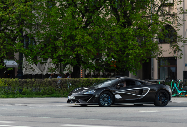 McLaren 620R