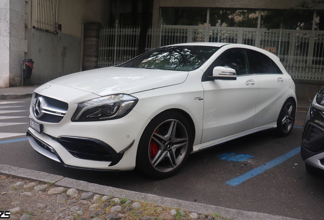 Mercedes-AMG A 45 W176 2015